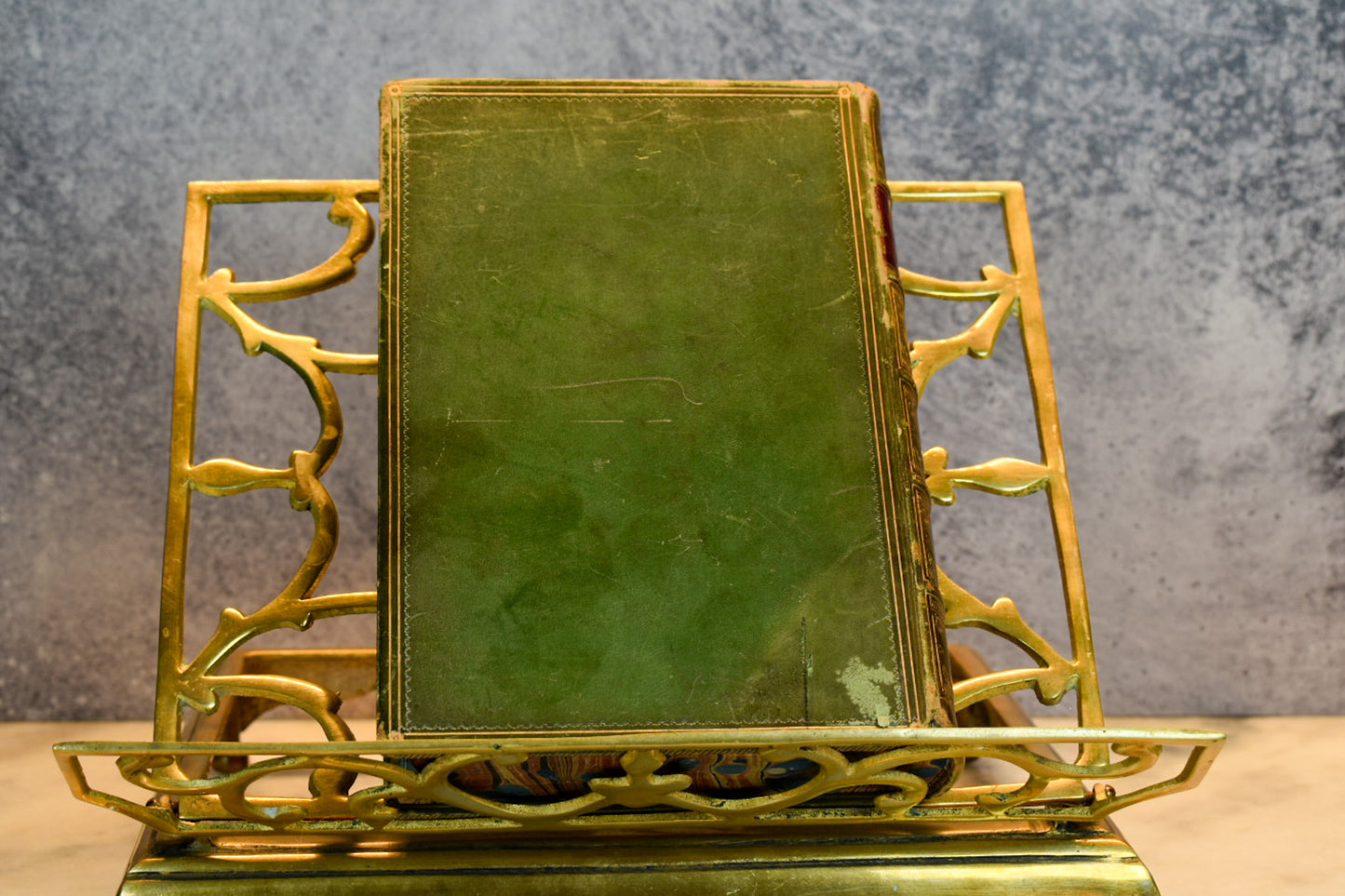🤺 Popular Readings in Prose and Verse – 1867 Victorian Prize Binding from Glasgow’s Fencing & Gymnastics Class 📖