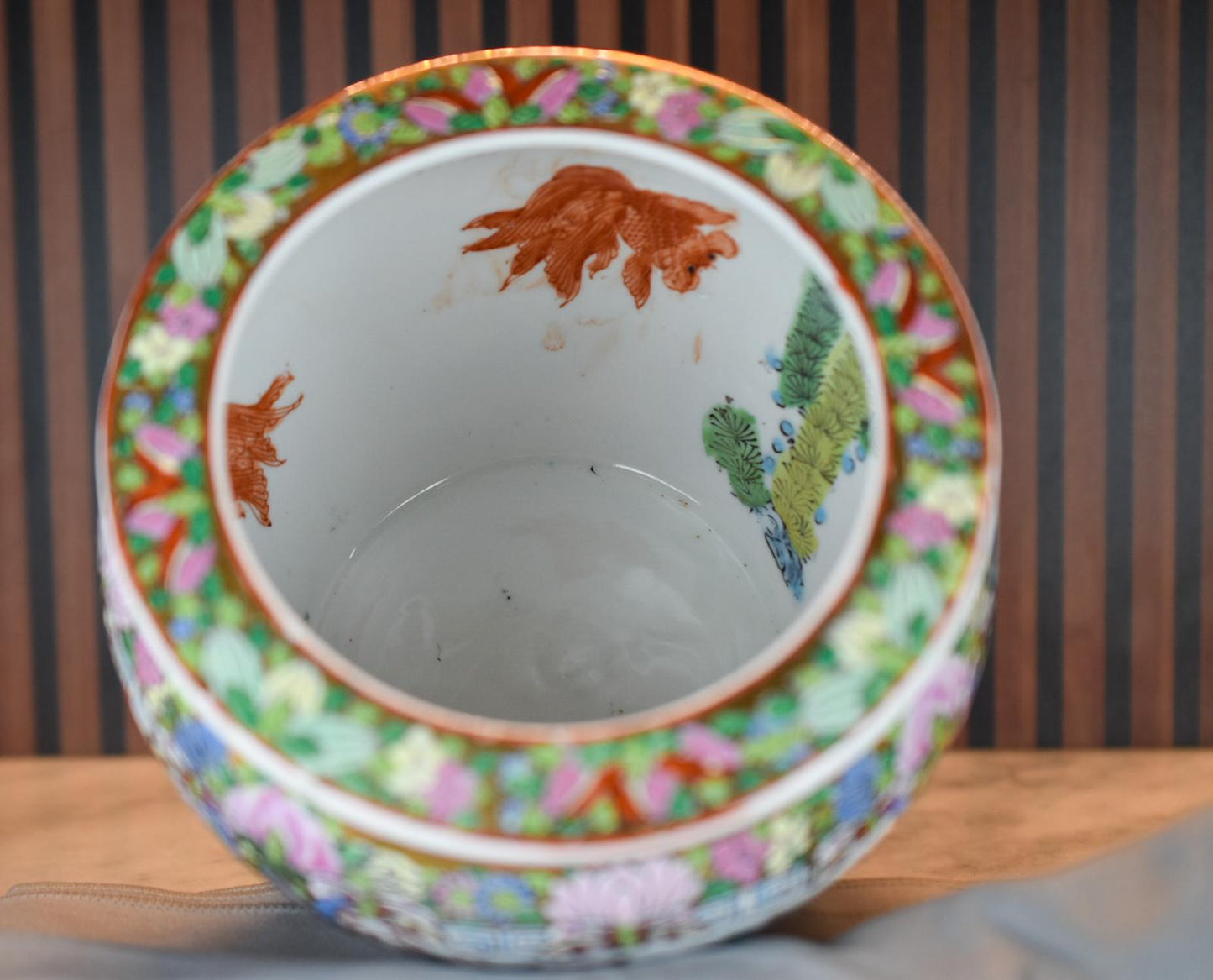 Vintage Chinese Famille Rose Jardinière Planter – Rose Medallion Porcelain with Court Scenes & Birds