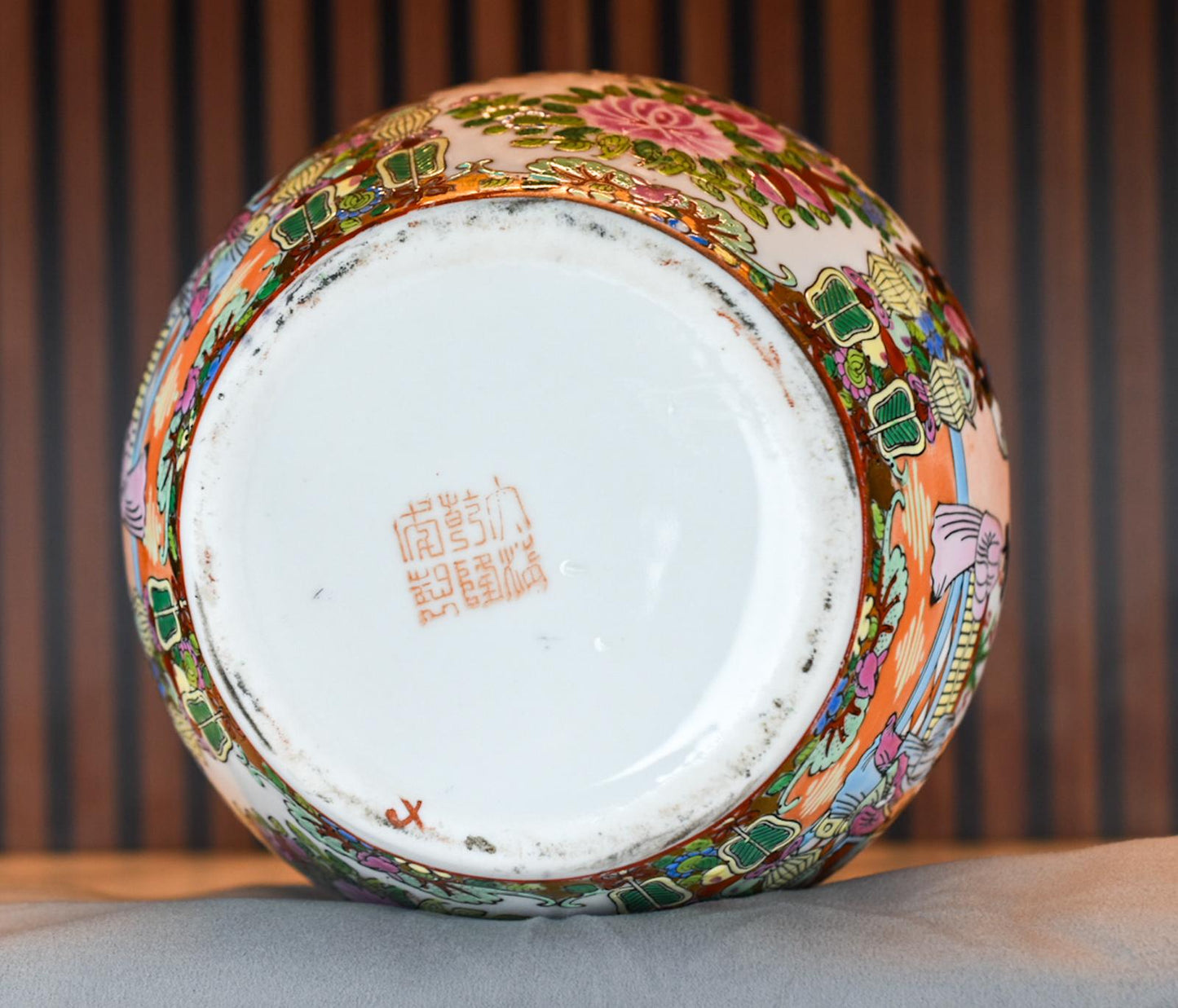 Vintage Chinese Famille Rose Jardinière Planter – Rose Medallion Porcelain with Court Scenes & Birds