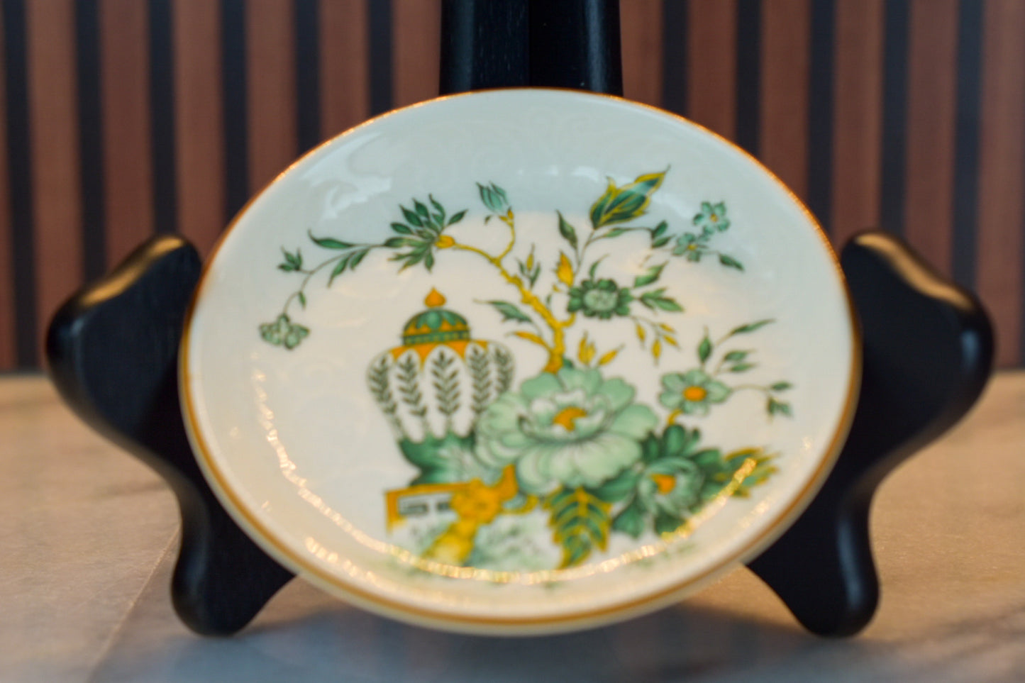 Crown Staffordshire Bone China “Kowloon” Pattern Dish – Vintage England