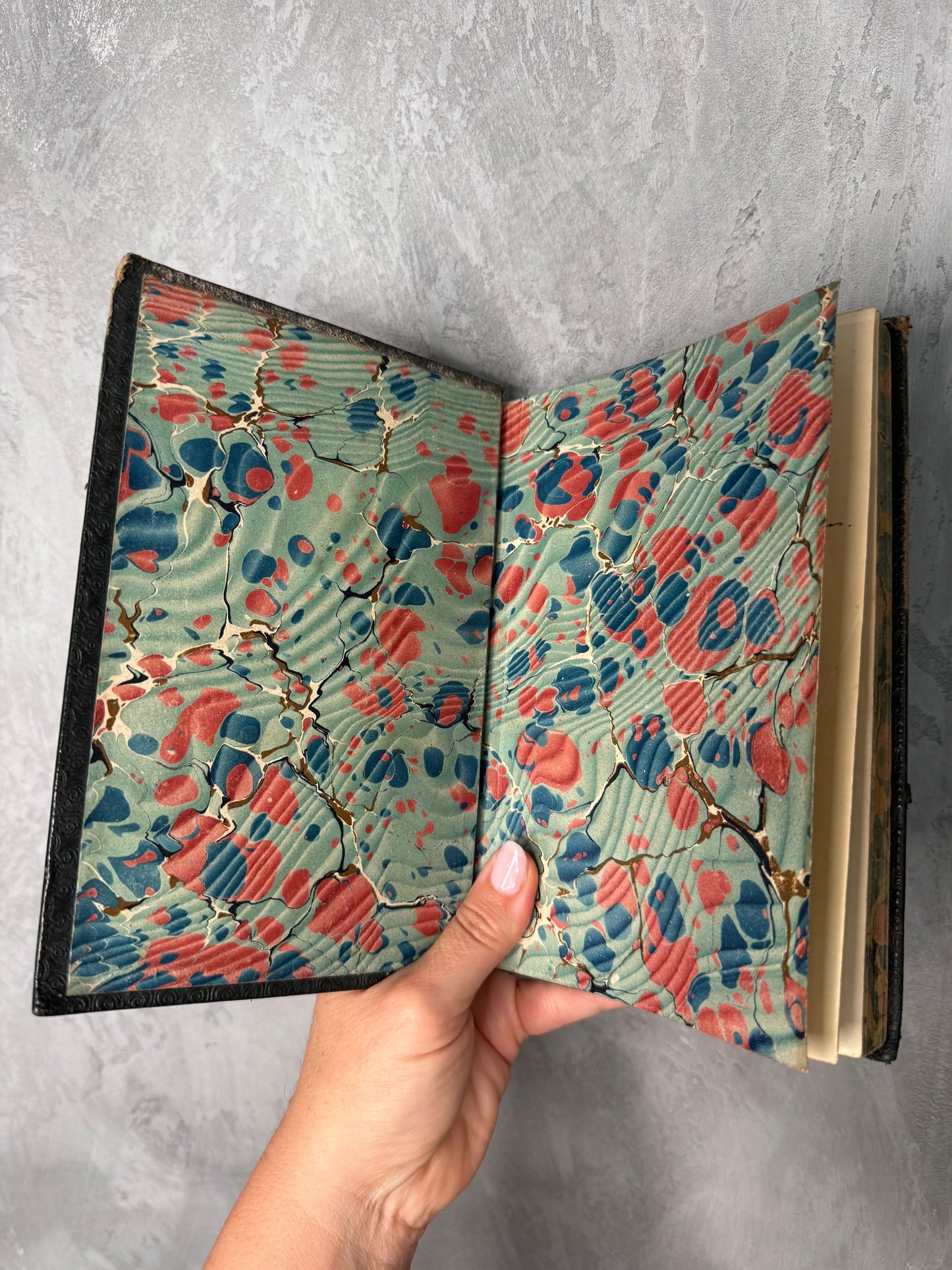 Antique “The Children of the New Forest” by Captain Marryat | Leather Bound Prize Book