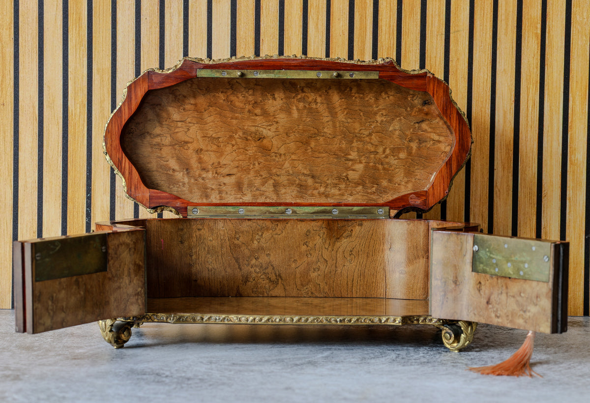 Antique French Kingwood and Gilt Bronze Serpentine Jewelry Casket, Lock Stamped Préville et Fils Aîné à Paris, Napoleon III, c. 1860–1880
